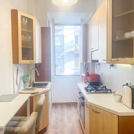 Rm555 Elegant With Garage Included Rome