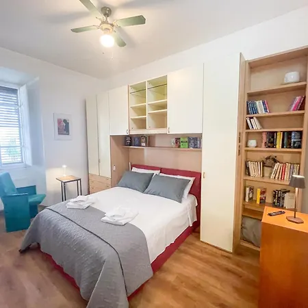 Rm555 Elegant With Garage Included * Rome