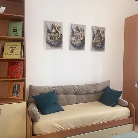 Rm555 Elegant With Garage Included Daire *